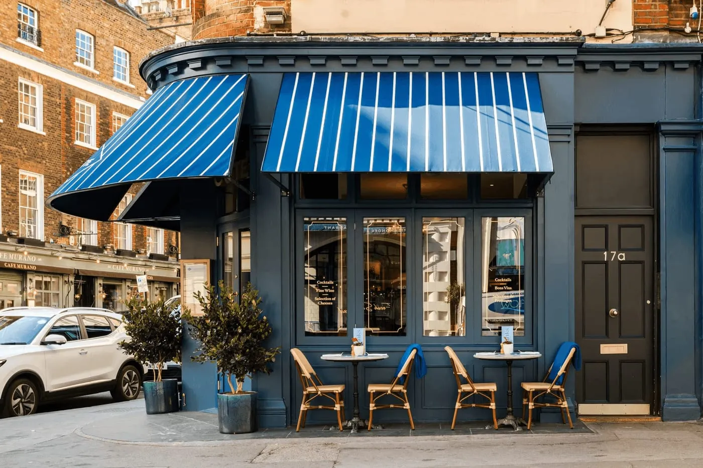 A Côte restaurant storefront